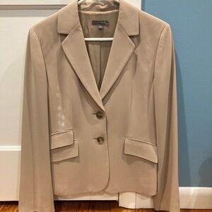 ☀️ Chic & Polished! Ann Taylor Tan/Khaki Suit Set - Size 8 - Like New! ☀️